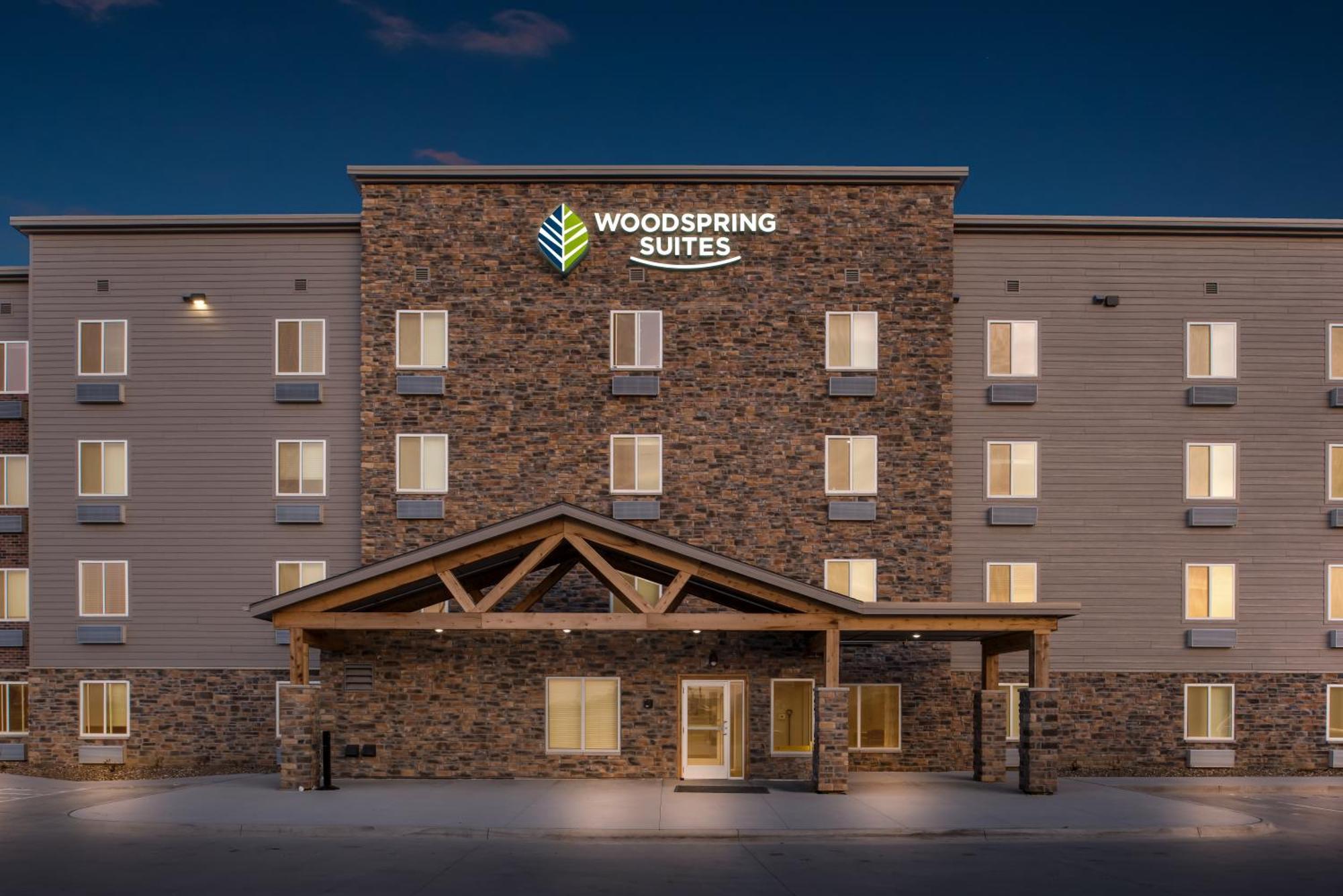 Woodspring Suites Coralville Iowa City Zewnętrze zdjęcie